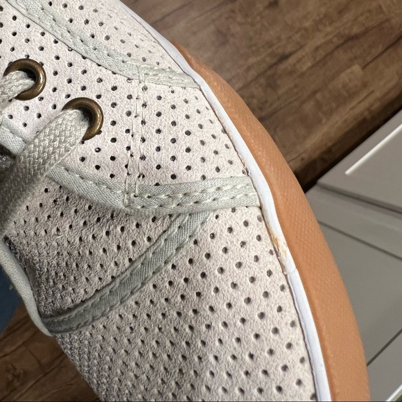 Tommy bahama suede lace-up shoes - Picture 13 of 14